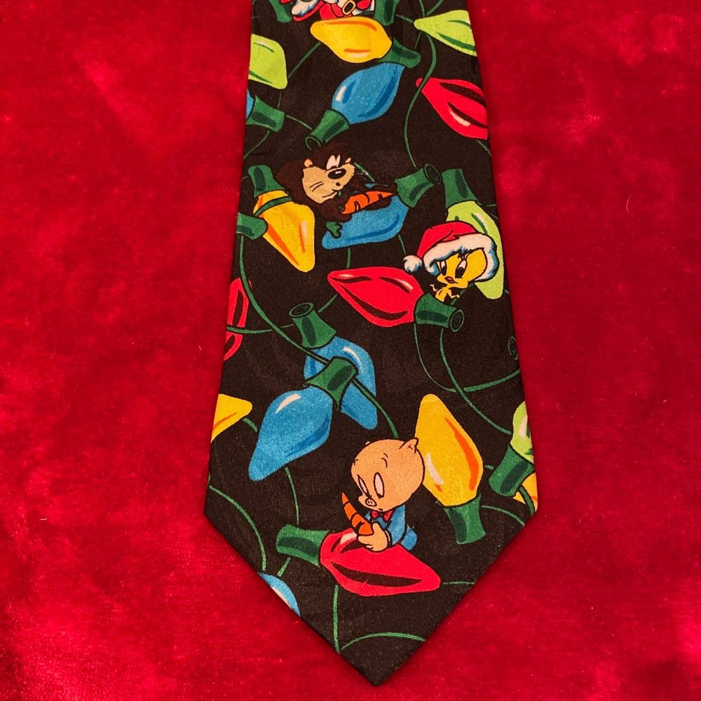 Looney Tunes Christmas Tie